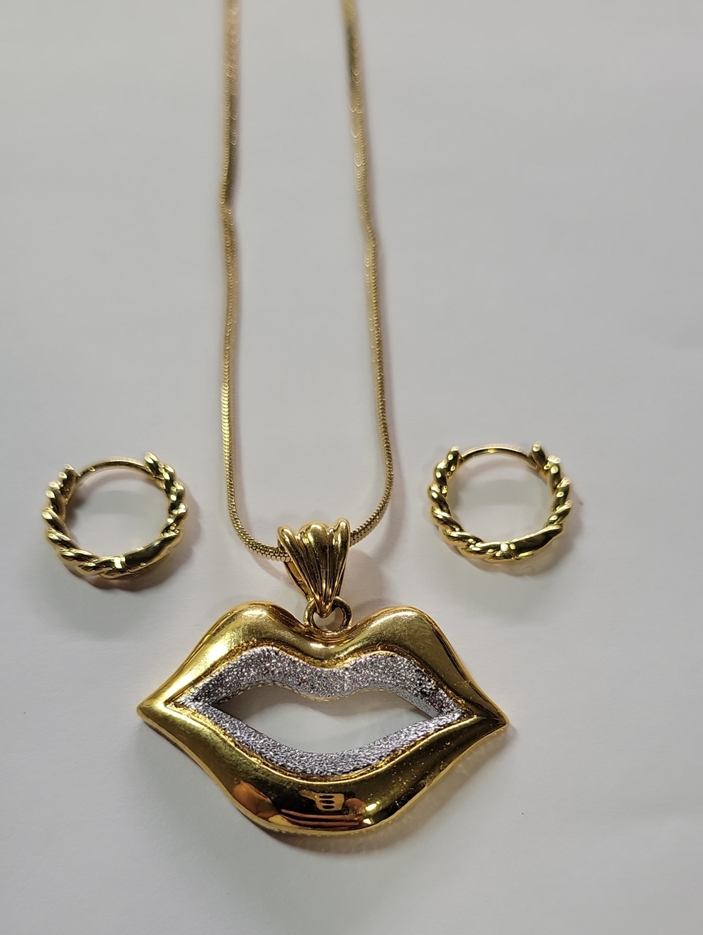 Gold Tone Lip Pendant Necklace and Hoop Earrings Set